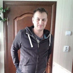 Rudolf, 37, 