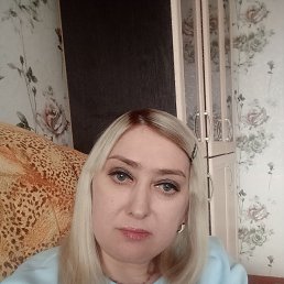 Oksana, 42, 