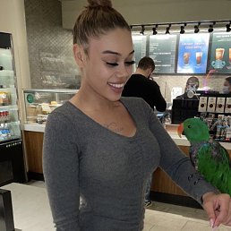 Rose Sofia, 34, 