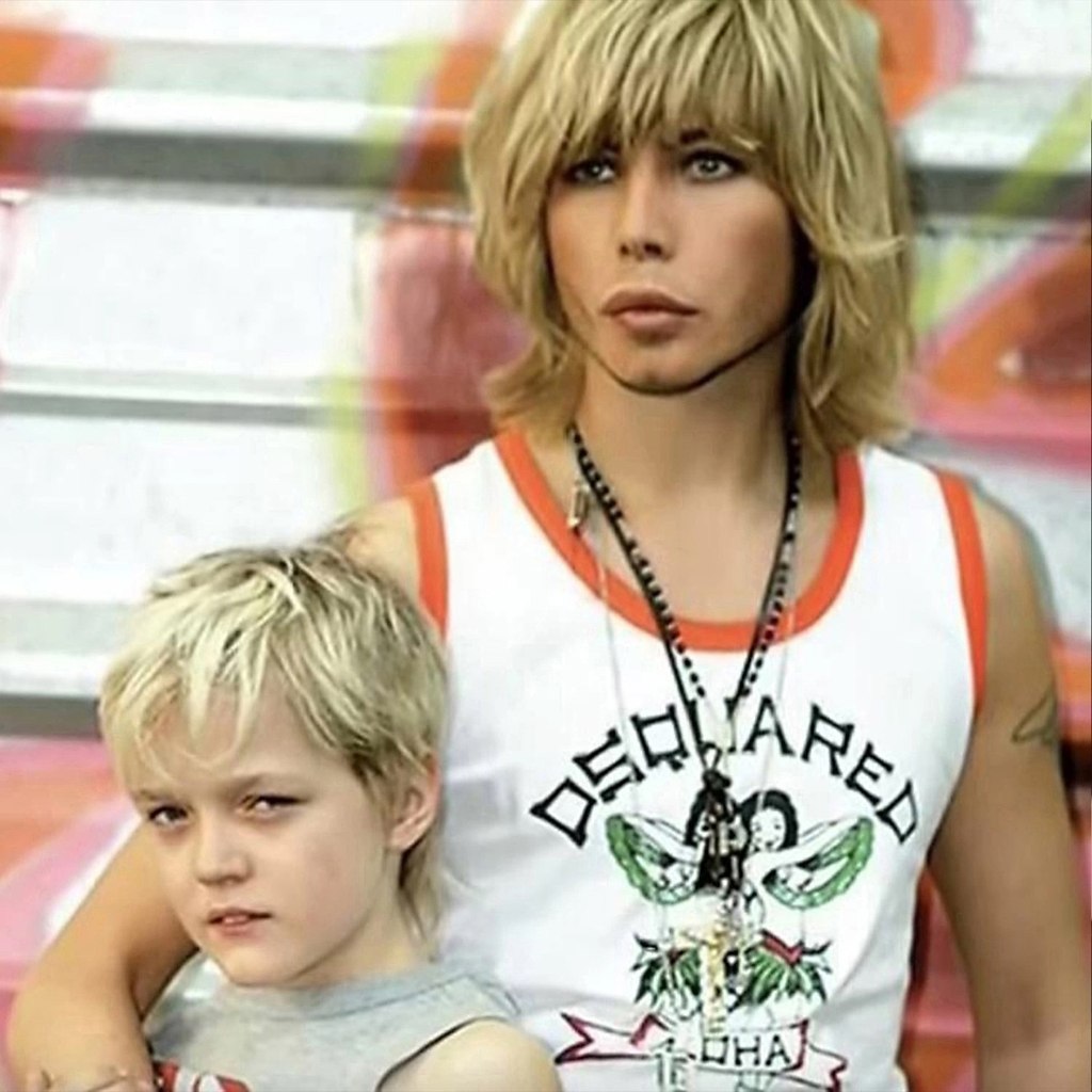 Сын Сергея Зверева обратился в суд с иском к отцу, требуя 27 миллионов рублей в качестве компенсации ... - 3