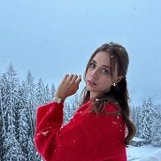 Viktoria, 28 , --