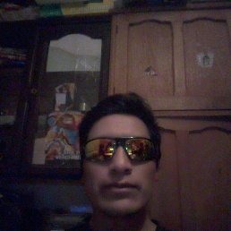 Daniel, 39, -
