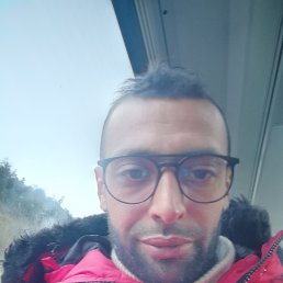 Simo, 33, 