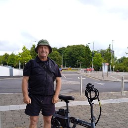 Valerii, 56, 
