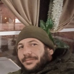 Roilan, 33, 