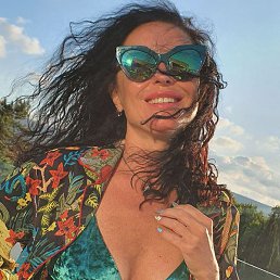 ������, ������, 33 ����