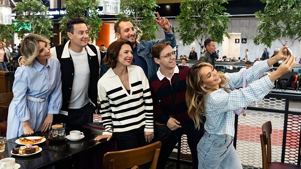 В сети активно обсуждают свежий сезон сериала «Универ», где Кузя внезапно оказался миллиардером. ... - 3