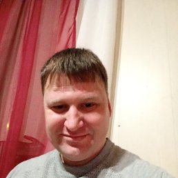 Юрий, 40, Санкт-Петербург