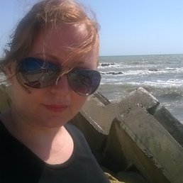 Zuhra, , 42 