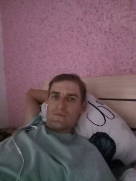 Petro, 33 , 