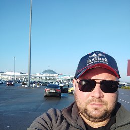 ���� Ry, �����������, 43 ���� - ��������� 8 ��� 2026