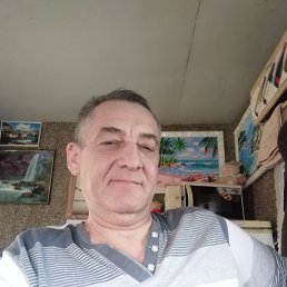 ������, 53 ����, ������������