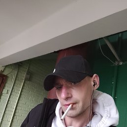 ������, ������, 32 ����