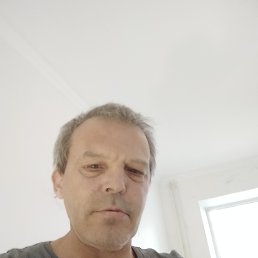  , , 46  -  15  2025