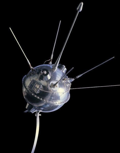 2 января 1959 года произведён запуск автоматической межпланетной станции «Луна-1», впервые в мире ...