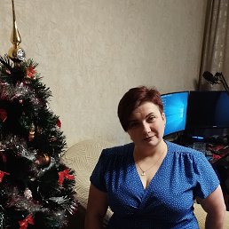 Юлия, 45, Луганск