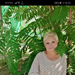 Galina, 60, 