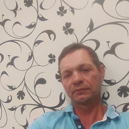 Ruslan, 45, 