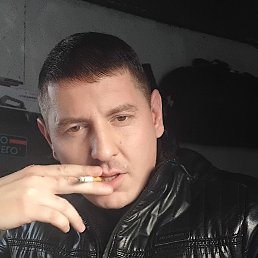 Pavel, 35, 