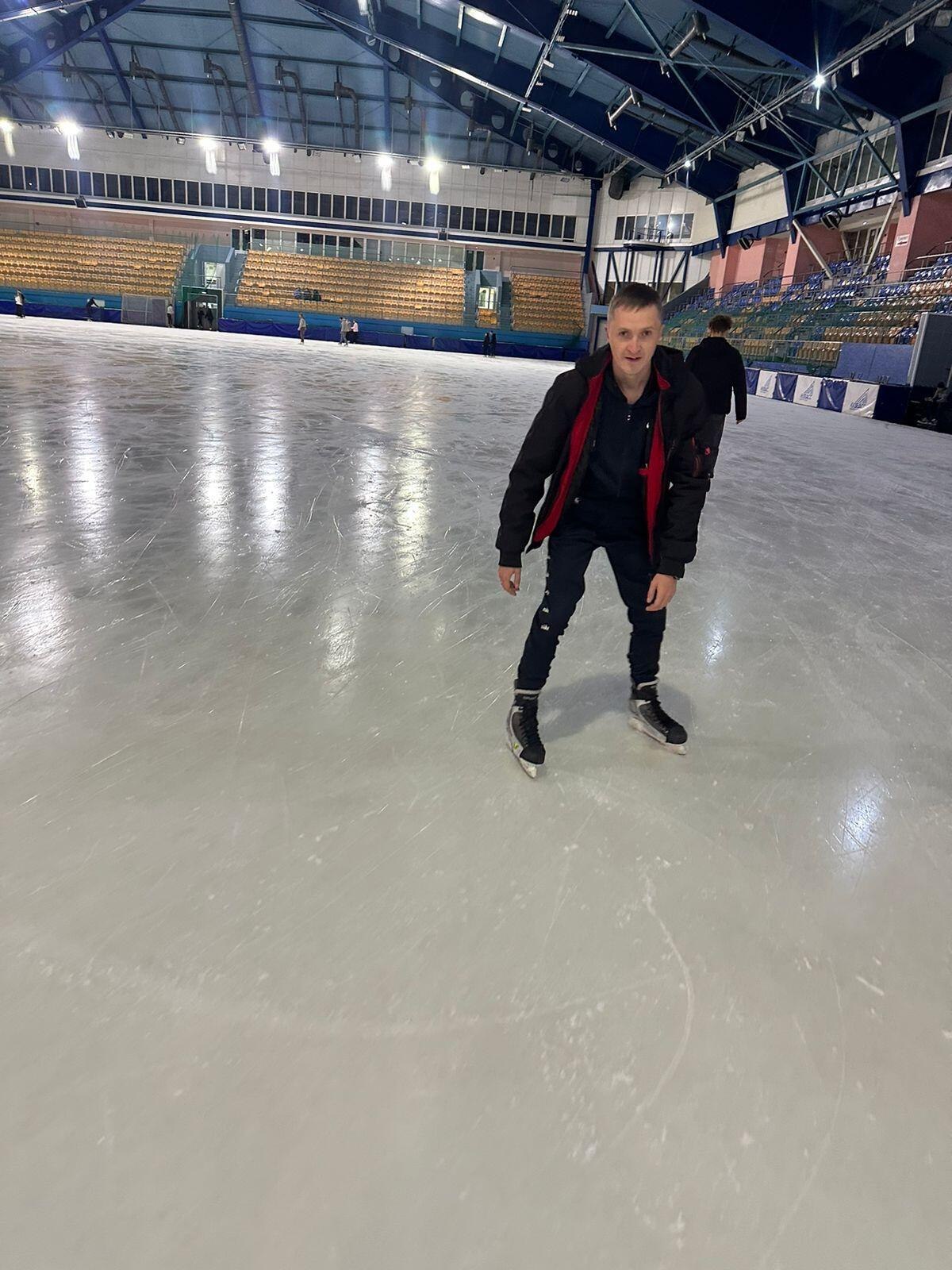   - 3  2025  20:27 - 19