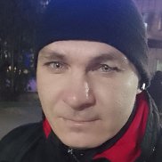 Viktor, 33 , 