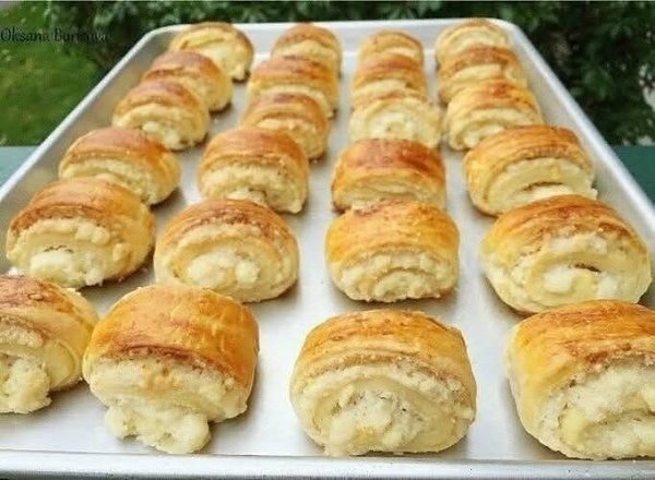 Назук (Армянская выпечка).Тесто:420 г (3 стакана) муки225 г (1 стакан) сливочного масла, мягкого225 ...