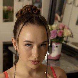 Mishel, 20, 
