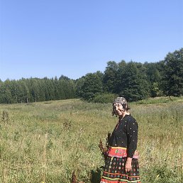 Lyudmila, 65, 