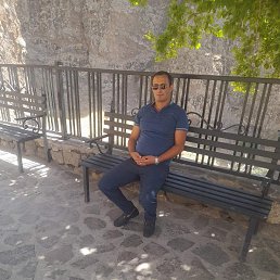 Roland, 37, 