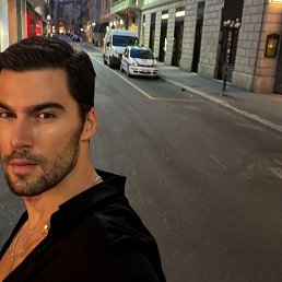 Noah, 37, 