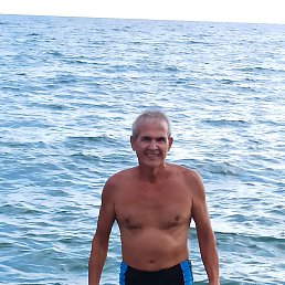 Alfred, 52, 