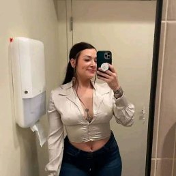 Jennifer, 33, 