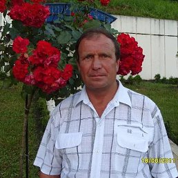 Sasha, 56, 