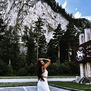 milana, 27 , 