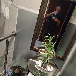 Oleg, Delmas, 35 