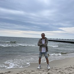 Yarovenko Andrey, 47, 