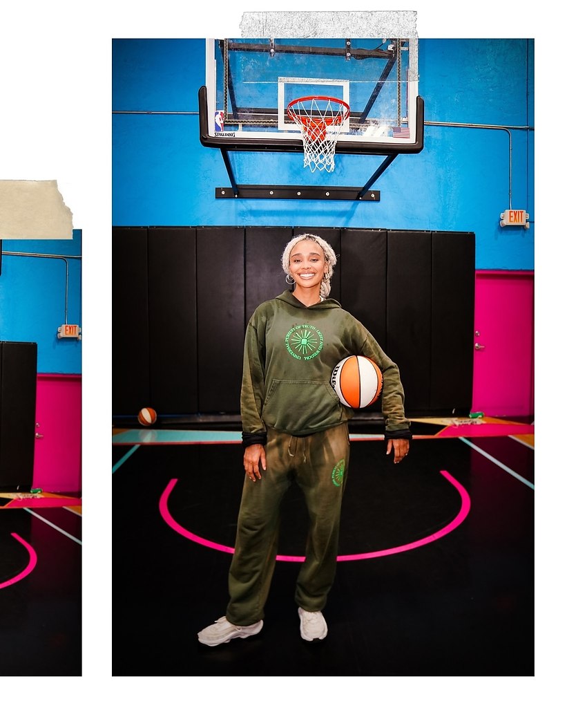  ,     -.#girls@we_love_basketball - 3