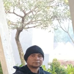 Adhyt, 29, 