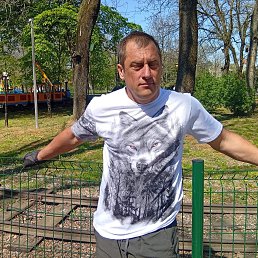 Ը, 40 , 