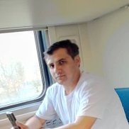 Ը, 35 , 