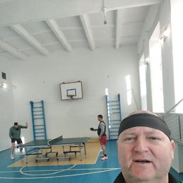 Vlad, 44, 