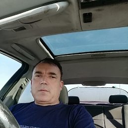 Stefan, 51, 