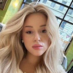 Zlata, , 28 