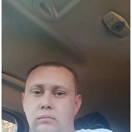 MIKHAIL, 36, 