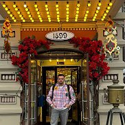 �������, 33 ����, ���������