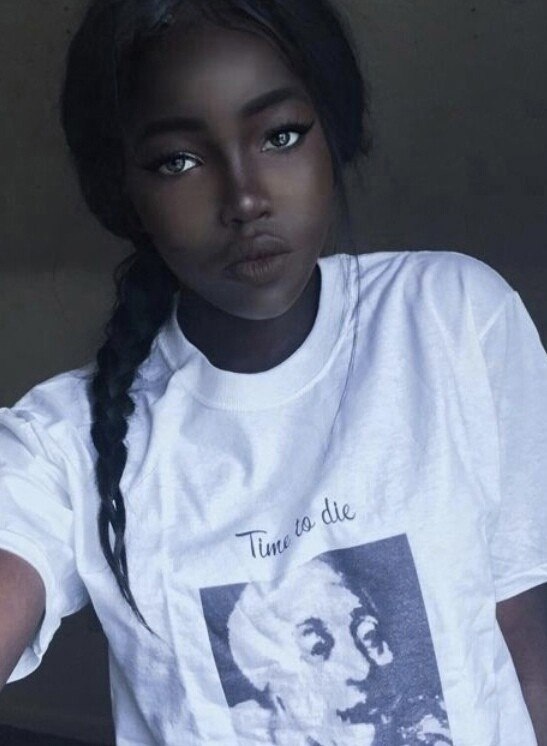        . Ÿ - ,  ...