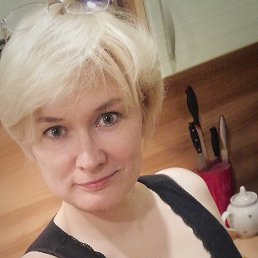 Larka, 43, 