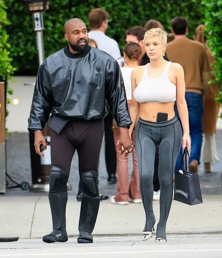 Бянка Цензори с радостью делится с нами новостью о том, что совсем скоро мир увидит её новую ... - 3