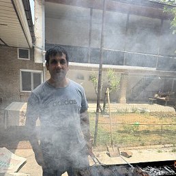 Akamal, 41, 