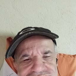 Jose, 55, 